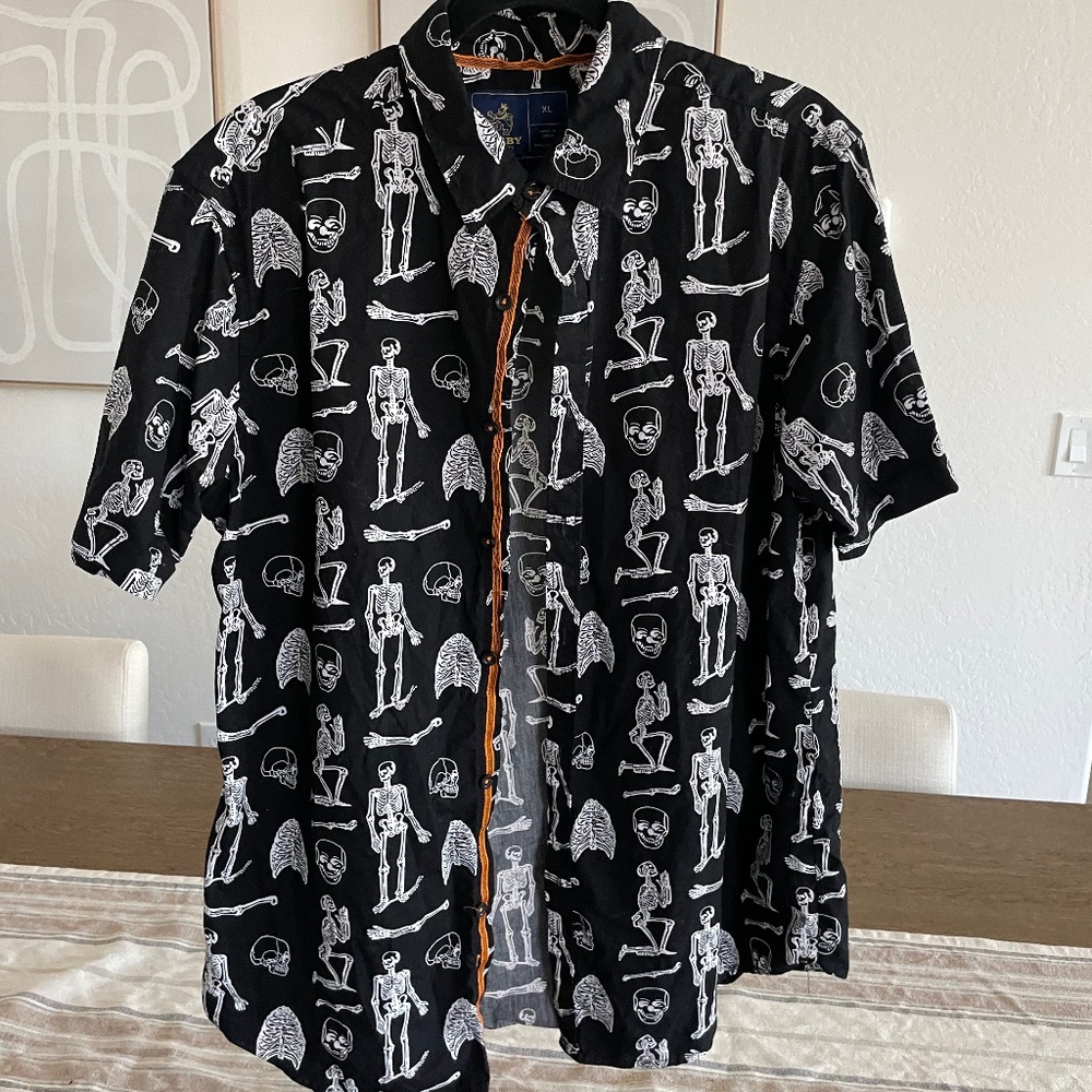 Men’s Skeleton Short Sleeve Button Up Shirt